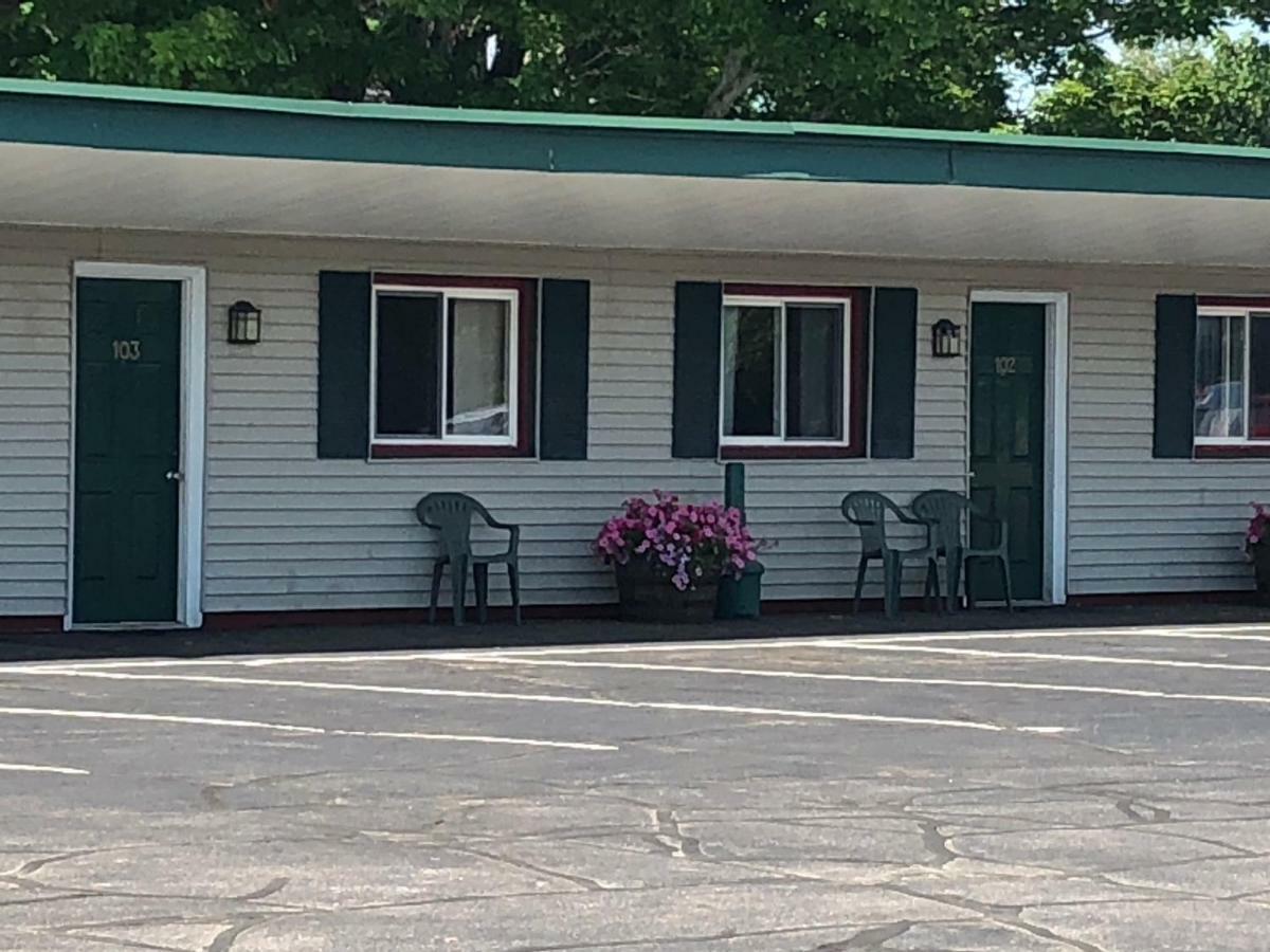 Lancaster Motor Inn Buitenkant foto